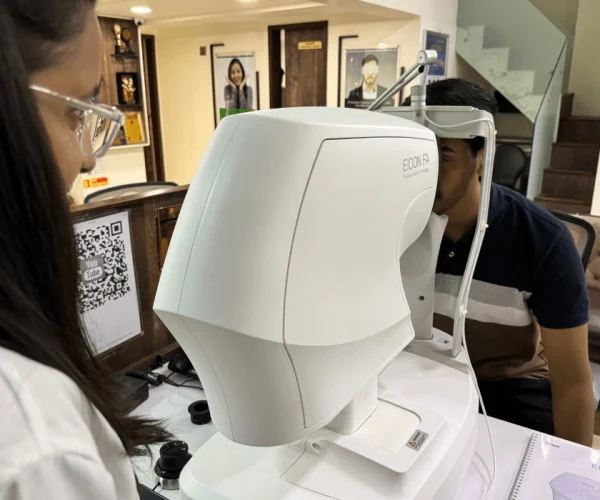 Modern EDION eye examination device for comprehensive eye health screening and dry eye evaluation